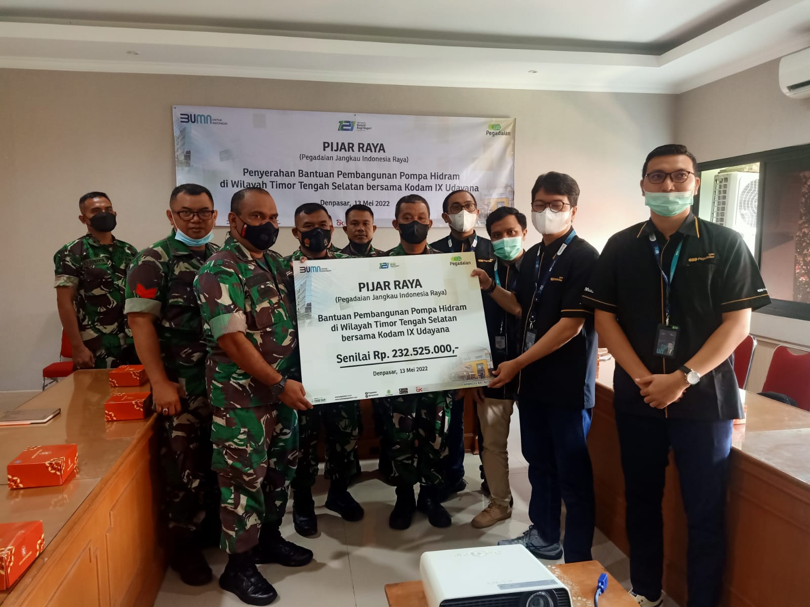 PT Pegadaian Kanwil Bali Nusra, Serahkan bantuan Rp.232.525.000, dalam kegiatan Non-Program Kodam IX/Udayana, Pembangunan Pompa Hidram di NTT