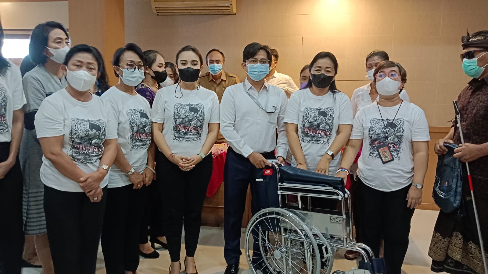 Peringati Hari Bulan Bung Karno.Ny. Sagung Antari Jaya Negara Launching Gerakan Cinta Produk Disabilitas “Disability Creativity”