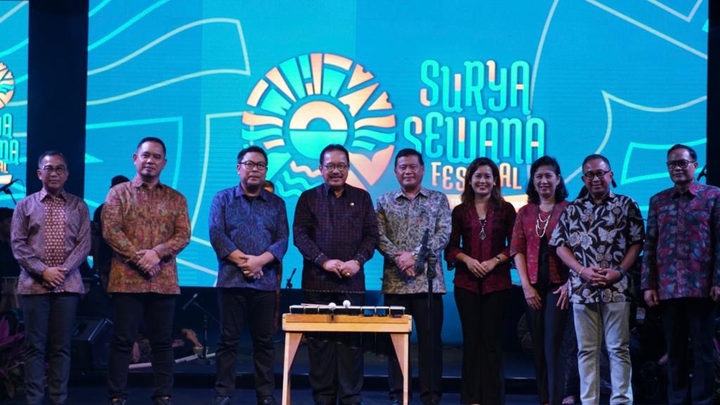 Berharap Mampu Bangkitkan Perekonomian Denpasar, Wawali Arya Wibawa Apresiasi Gelaran Surya Sewana Festival