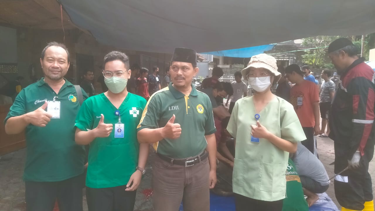 LDII Bali Bagikan 10.000 Besek Daging Kurban di Perayaan Hari Raya Idul Adha 1443 H