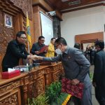 Wawali Arya Wibawa Sampaikan Rancangan Perubahan KUA dan PPAS 2022 dalam Rapat Paripurna ke-9 DPRD Denpasar