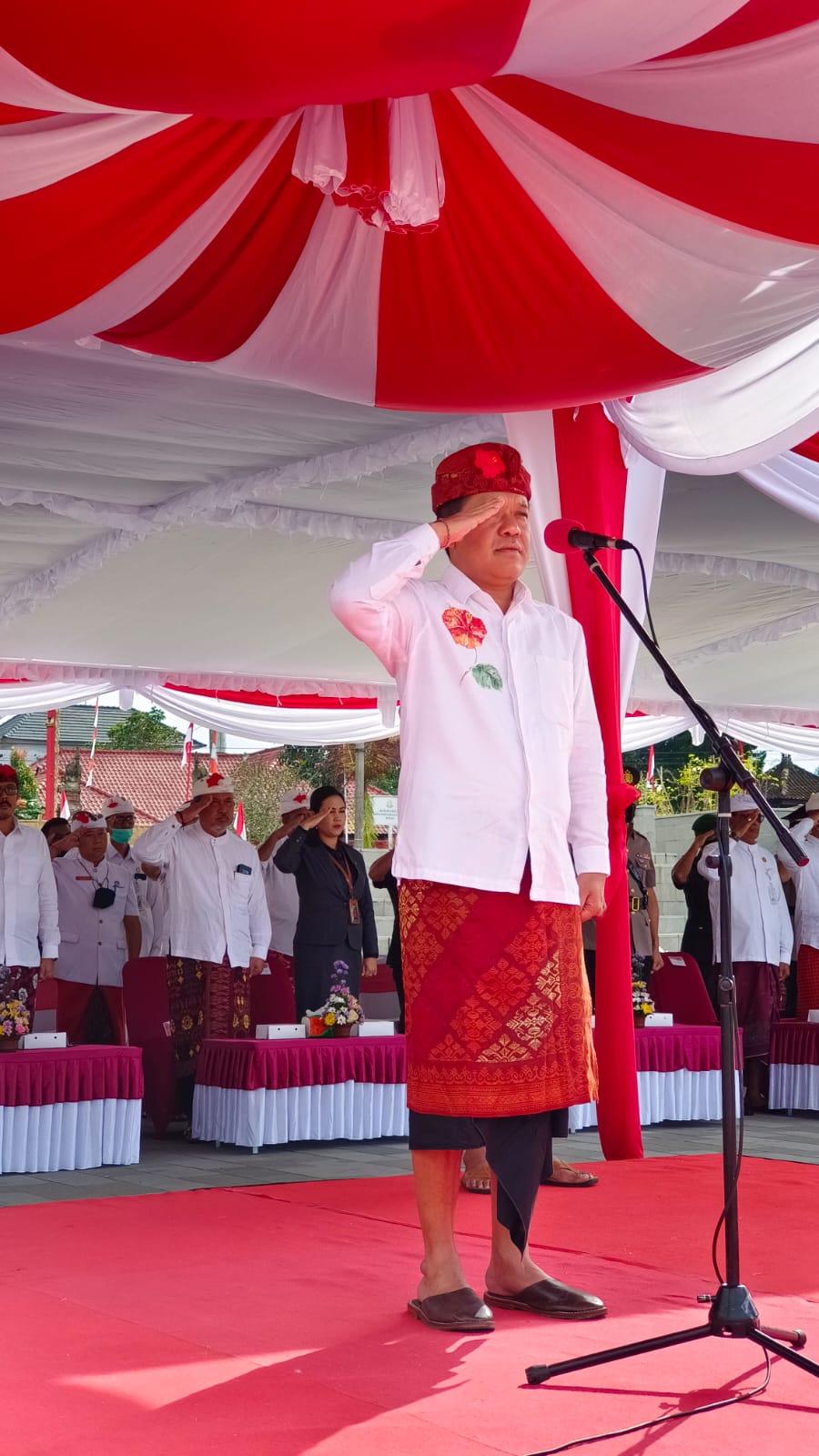 Bupati Bangli Sang Nyoman Sedana Arta,  Pimpin  Upacara  Perayaan  HUT Provinsi Bali  ke-64 dan Hari Pramuka tahun 2022 