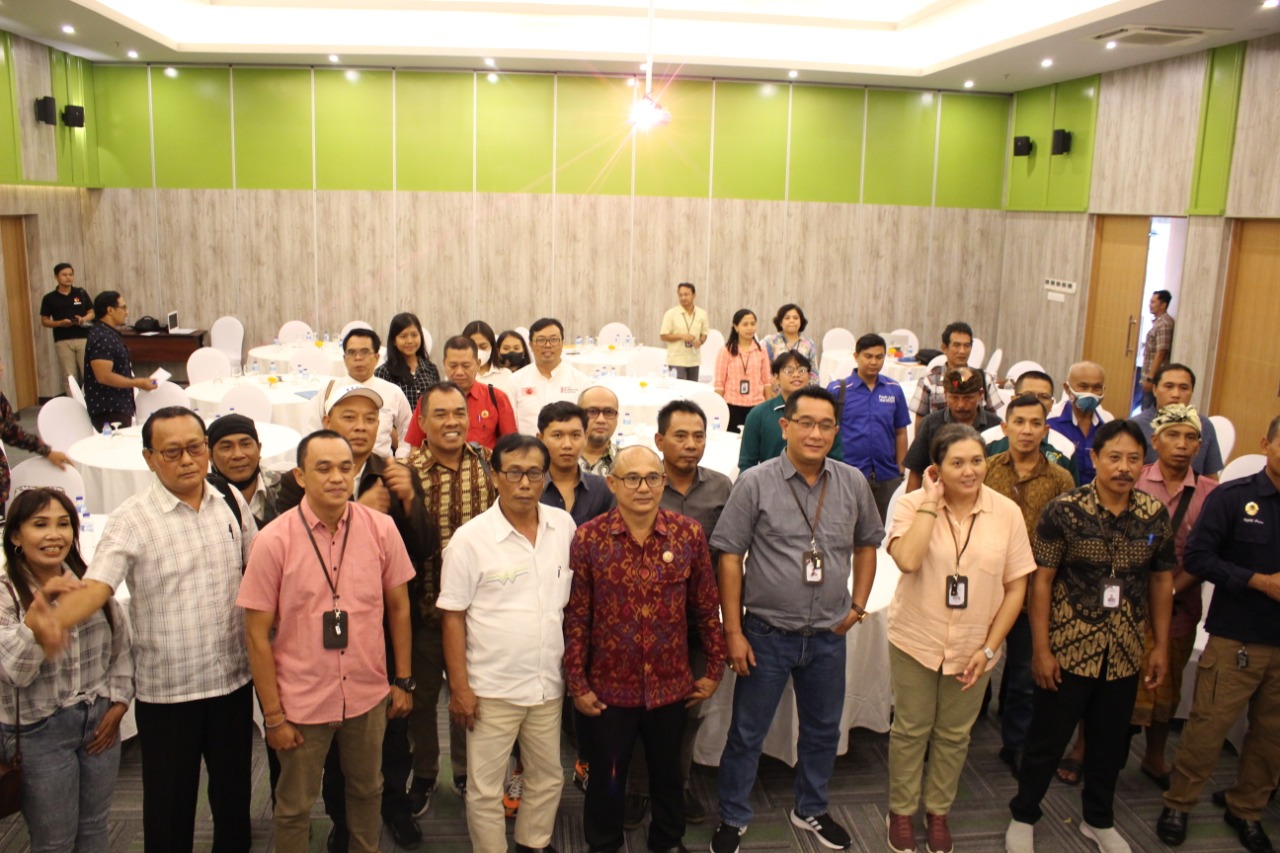 Hadiri Acara KPU, Bawaslu Gianyar Berikan Sosialisasi Kepada Partai Politik Calon Peserta Pemilu di Kab. Gianyar