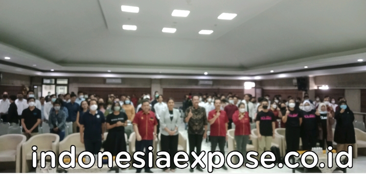 ITB STIKOM Bali : Program Kuliah  sambil  Magang  Online  ke  Singapura  hingga  Vietnam  peroleh  Uang  Saku  hingga Rp.99 Juta