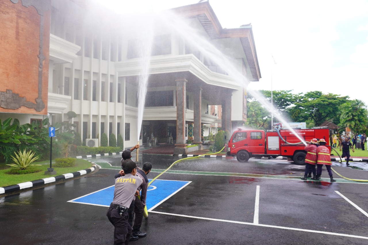 Pastikan Ketangguhan Tim Tanggap Darurat, PLN Lakukan Simulasi Tanggap Darurat Gempa Bumi