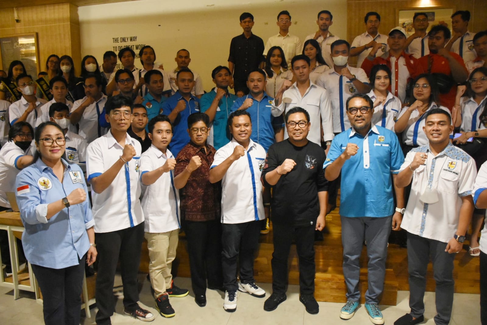 Pemkot Denpasar Dukung Penuh Aktivitas Organisasi Kepemudaan, Wawali Arya Wibawa Hadiri Pelantikan DPD KNPI Kota Denpasar Masa Bakti 2022 -2025