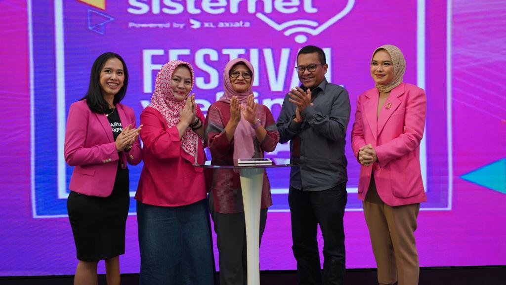 Sisternet Gelar “Festival Webinar Pintar 2022”, Pelatihan UMKM Perempuan Agar Siap Hadapi Potensi Resesi