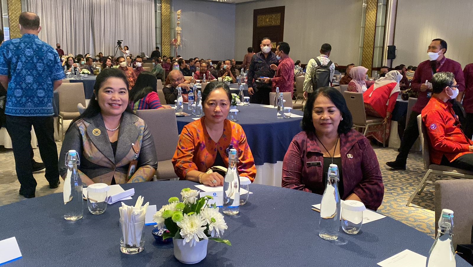 Ny. Antari Jaya Negara Hadiri Penguatan GNPIP BI Wilayah Bali Nusra