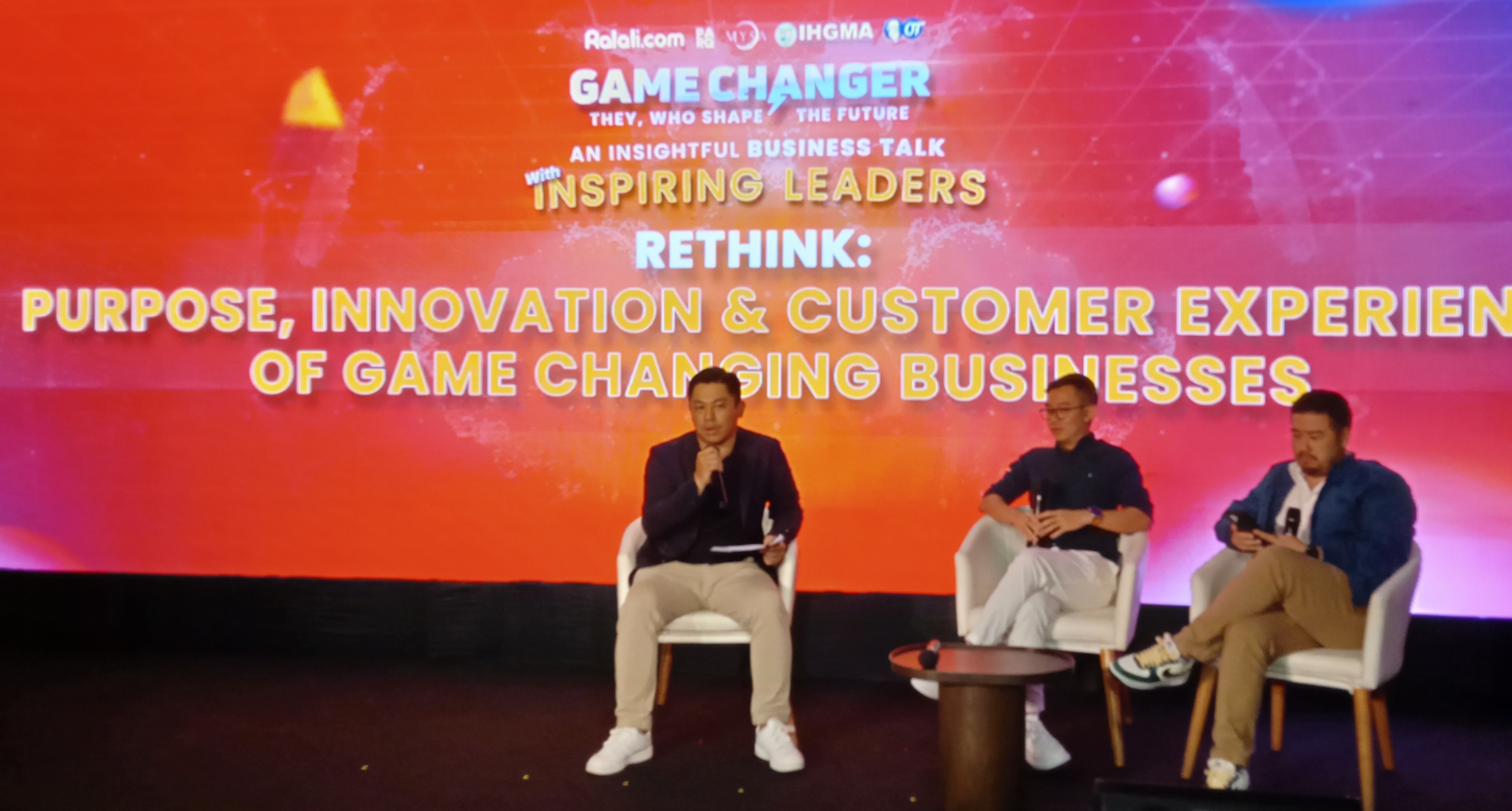 Jr.Joger : Setiap Pebisnis diharapkan jadi The Next Game Changer dalam acara Talkshow di Nusa Dua Bali