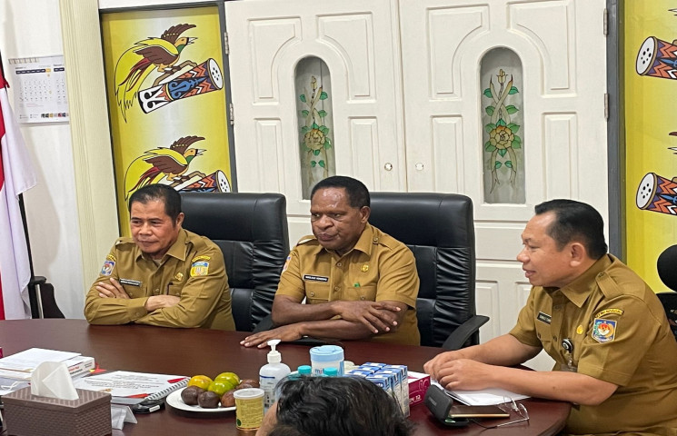 Plh Gubernur Ridwan Terima Kunjungan Perdana Gubernur Papua Pegunungan