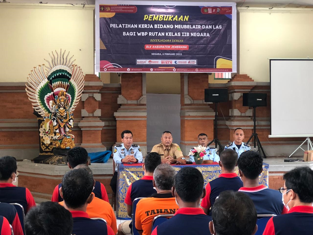 Gandeng BLK Jembrana, Rutan Negara Gelar Pelatihan Kerja Meubelair Dalam Meningkatkan Keterampilan WBP