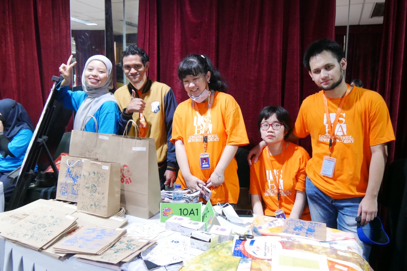 London School Centre for Autism Awareness (LSCAA) Gelar Pameran  Lanjutan  Siswa  Disabilitas