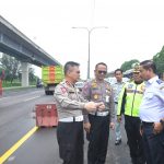 Kakorlantas Tinjau Ruas Tol Jakarta-Semarang Jelang Operasi Ketupat 2023