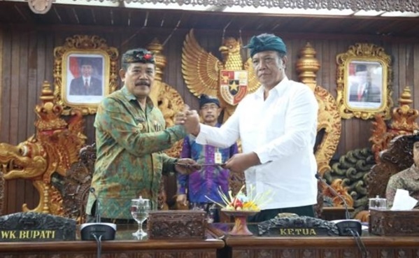 Sidang Paripurna DPRD Klungkung , Tentang  Penyampaian LKPJ Bupati tahun 2022