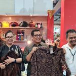 Ketua Dekranasda Kabupaten Tabanan Ny. Rai Wahyuni Sanjaya Hadiri Pameran INACRAFT 2023 di Jakarta