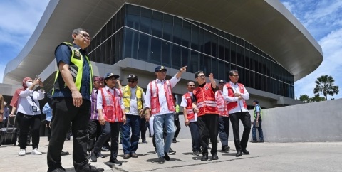 Menhub Cek Kesiapan Sarana dan Prasarana Transportasi di Labuan Bajo