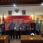 Sekda Alit Wiradana Hadiri Rakor Program Pemberantasan Korupsi dan Sosialisasi Pedoman MCP Komisi Pemberantasan Korupsi (KPK).