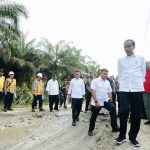 Anggarakan Rp800 Miliar : Tinjau Jalan Rusak di Labura , Presiden RI Jokowi  minta  Juli 2023 Mulai Diperbaiki,
