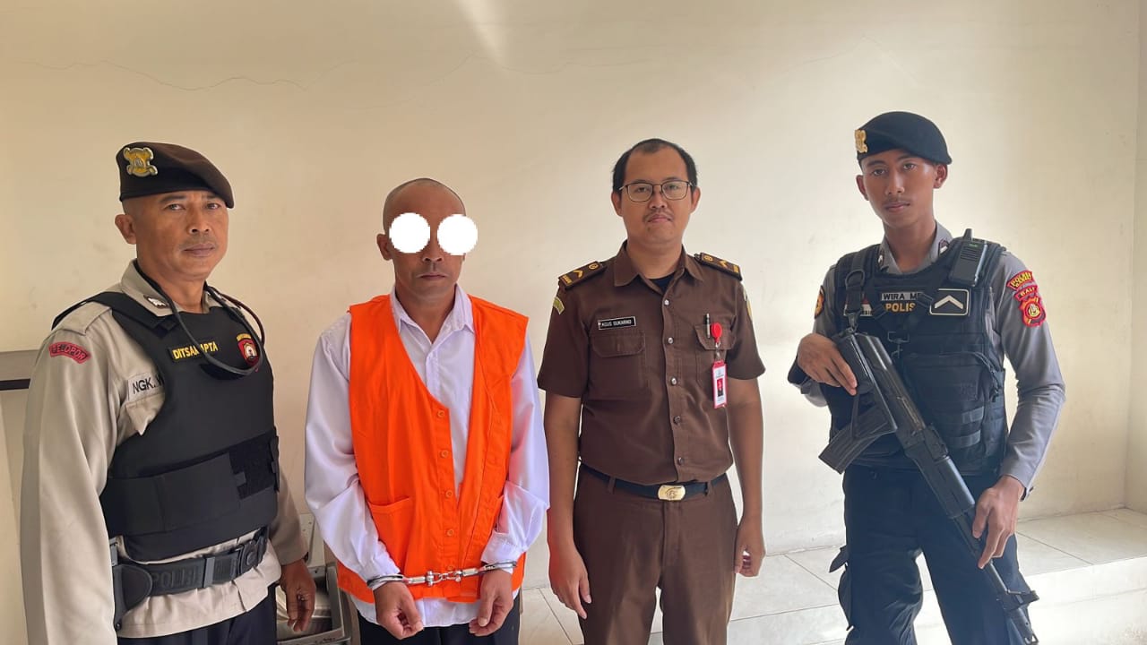 Terdakwa Kasus Korupsi Pada LPD Penaga Desa Landih Bangli Divonis 7 Tahun 6 Bulan