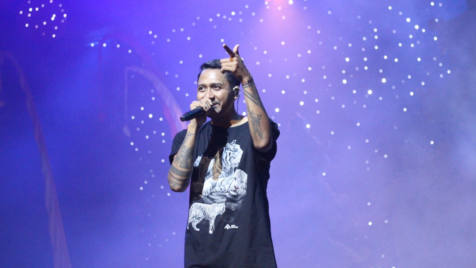 Bagus Wirata Tampil Memukau di Panggung Bali Safari Wild Summer Festival