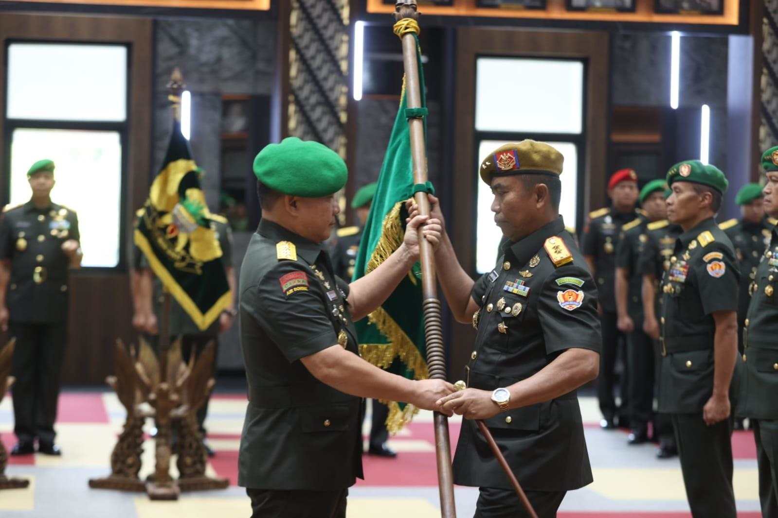 Kasad Pimpin Sertijab Koorsahli Kasad Kapuspen dan Danpussenarhanud