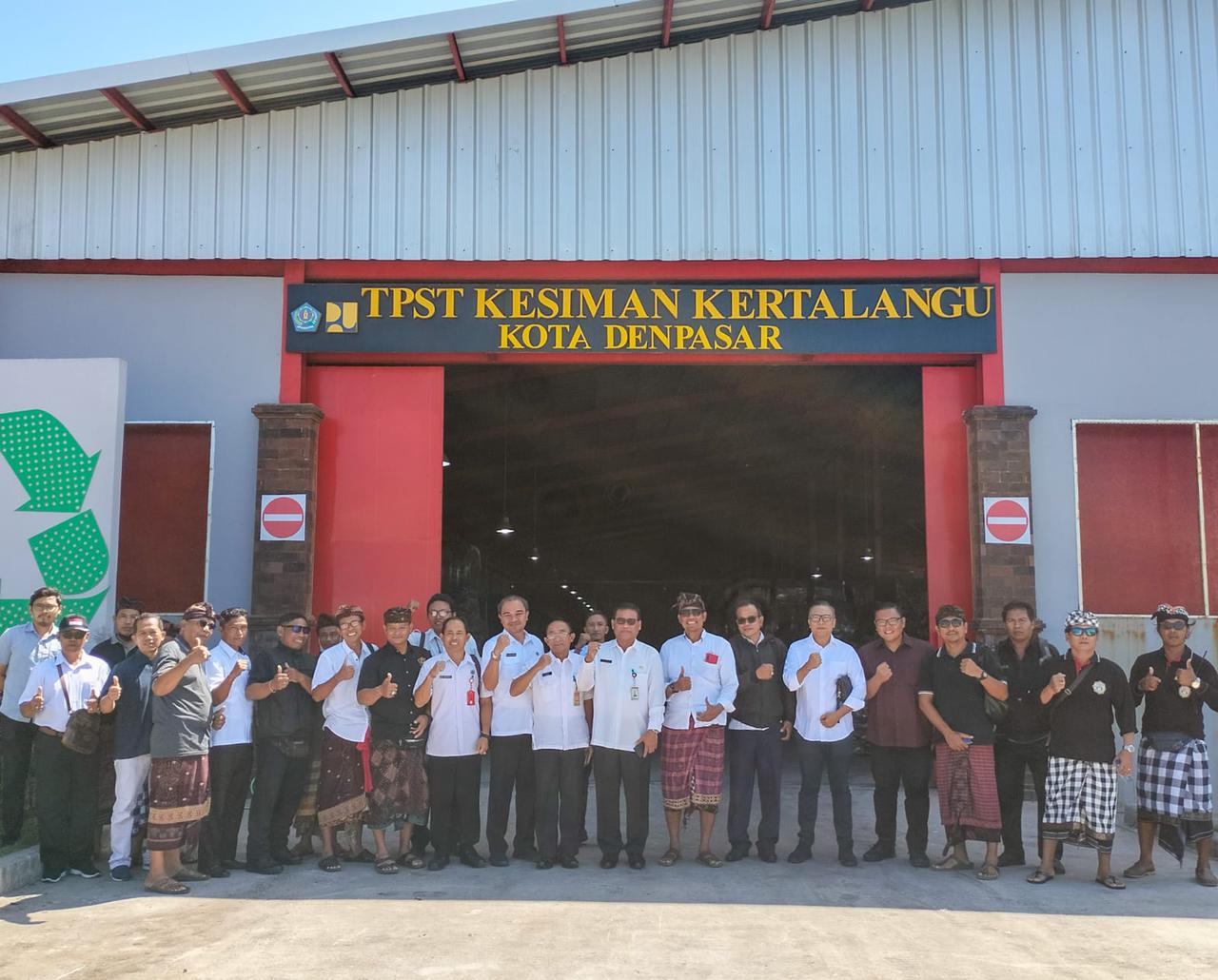 Sambangi TPST Kertalangu, Sekda Alit Wiradana Minta Bali CMPP Genjot Pengerjaan Instalasi Pengolahan Bau Sampah