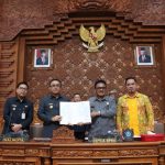 Penutupan Sidang Paripurna DPRD ke – 21, Ranperda Perubahan APBD Kota Denpasar TA. 2023 serta Ranperda Pajak Daerah dan Retribusi Daerah Disahkan