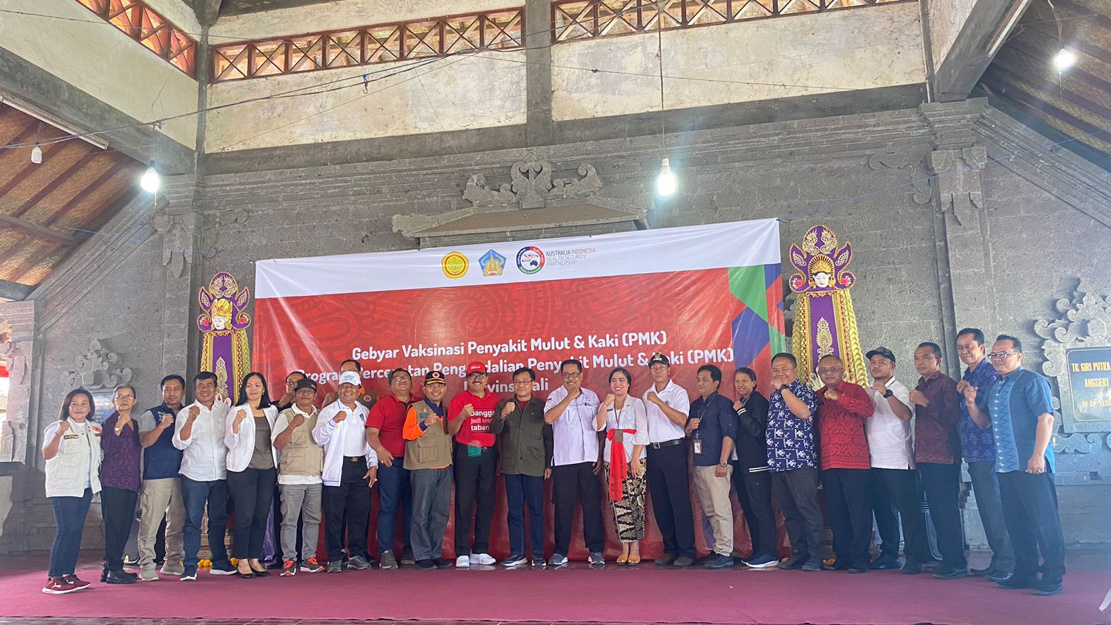 Cegah Penyakit Kuku dan Mulut, Satgas PMK Bali  Gelar Gebyar Vaksinasi PMK di Tabanan