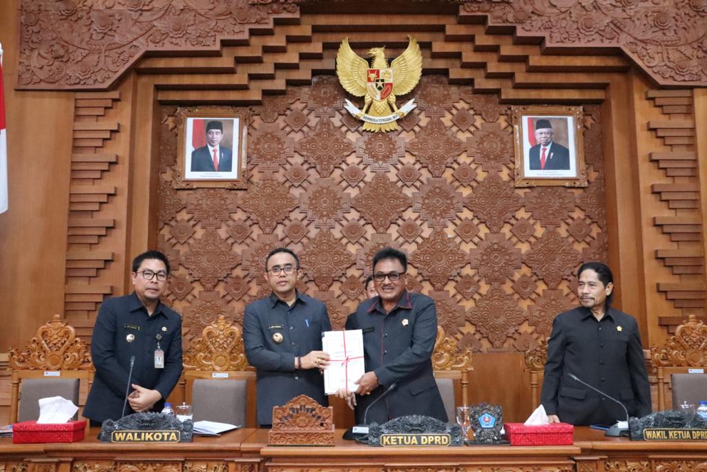Pembukaan Rapat Paripurna DPRD Kota Denpasar, Walikota Jaya Negara Sampaikan Dua Ranperda Kota Denpasar