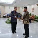 Bali Terima Penghargaan Pemerintah Provinsi Terbaik Zona Jawa Bali pada Paritrana Award 2023