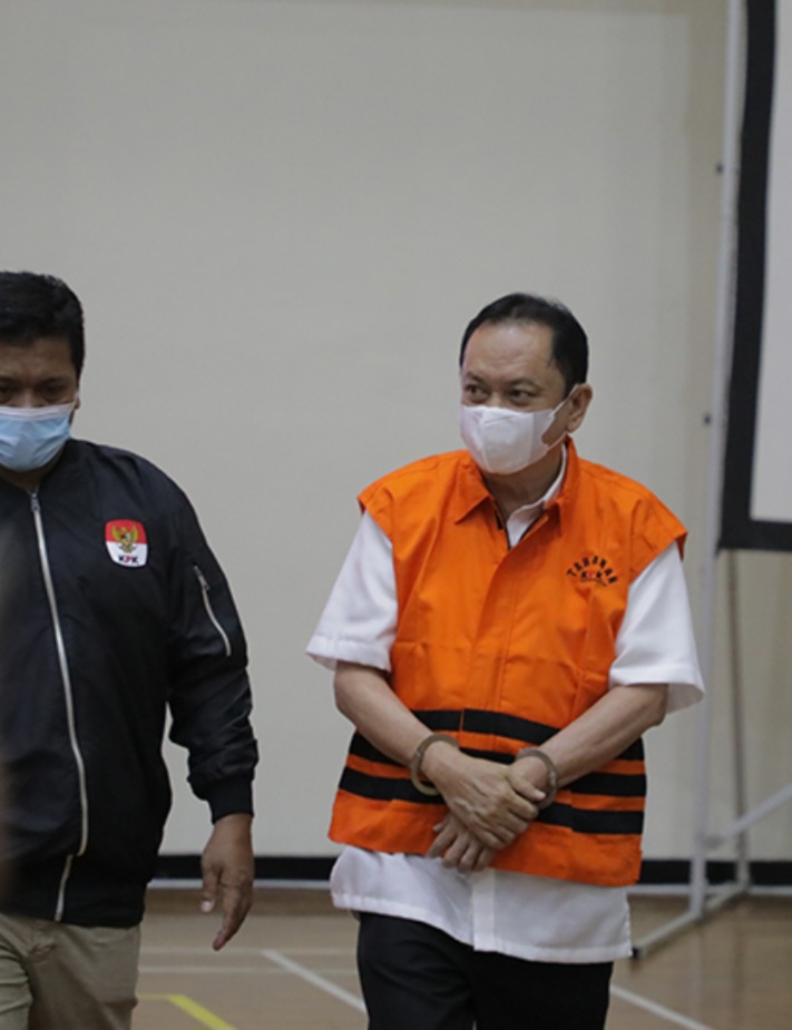 KPK Tahan Mantan Direktur Utama PT SMS Perseroda , Tersangka Korupsi Pengangkutan Batu Bara 