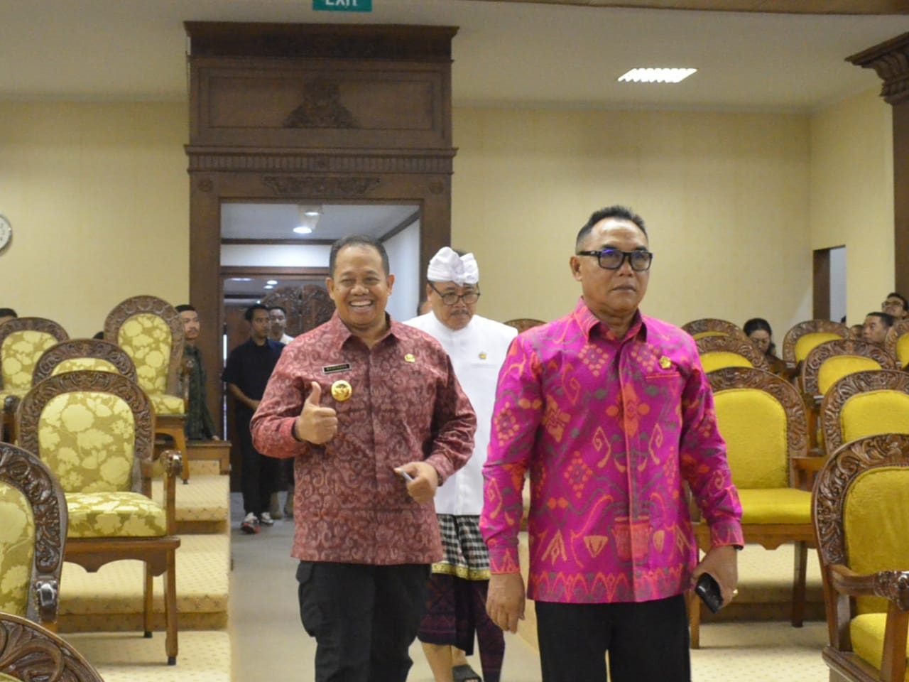 Pj. Gubernur Bali Sampaikan Jawaban Terhadap Pandangan Umum Fraksi atas Ranperda ABPD 2024 dan Ranperda Pajak Retribusi