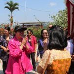 Berantas Stunting, Ny. Rai Wahyuni Sanjaya Lakukan Penilaian Final Lomba Posyandu di Selemadeg Barat