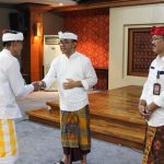 Walikota Jaya Negara Serahkan Bantuan Hibah Kepada 39 Penerima di Kota Denpasar