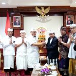Pj. Gubernur S.M. Mahendra Jaya Dukung LPD Lebih Inovatif dan Solutif Bagi Krama Bali
