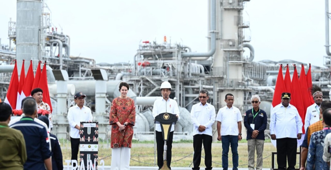 Presiden Joko Widodo Resmikan PSN Tangguh Train 3 di Teluk Bintuni