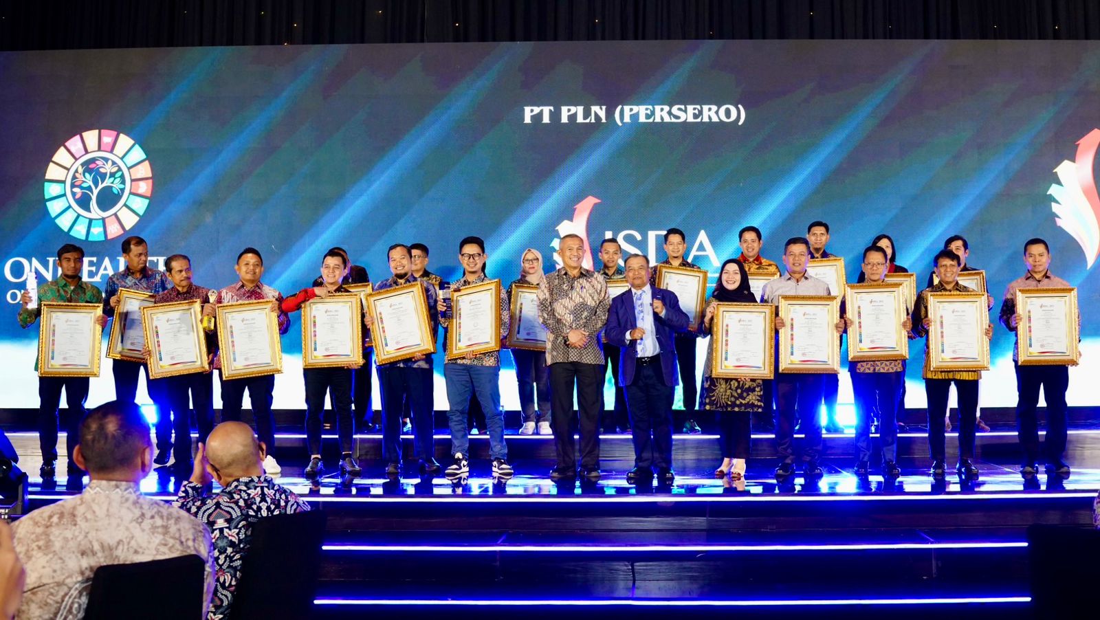 Program TJSL Tepat Sasaran, PLN Sabet 28 Penghargaan Dalam ICA dan ISDA Awards 2023