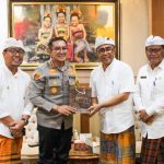 Pindah Tugas ke Polda Jambi, Kapolresta Denpasar, Kombes Pol. Bambang Yugo Pamitan Dengan Walikota Denpasar