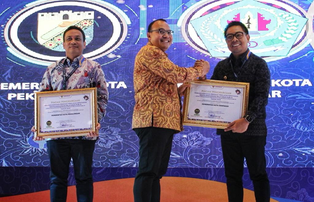 Pemkot Denpasar Raih Penghargaan Kepatuhan Pelayanan Publik Dari Ombudsman RI