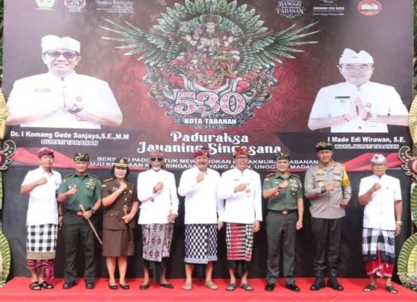 Upacara Peringatan HUT Kota Tabanan Ke-530 Tahun 2023 Berlangsung Khidmat