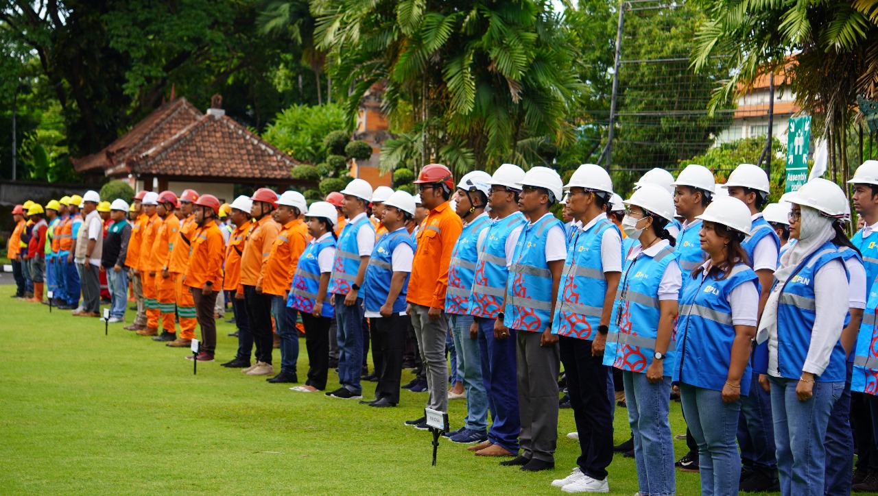Zero Accident Tiga Tahun Berturut – Turut, Kadisnaker ESDM Provinsi Bali Apresiasi PLN Konsisten Nihilkan Angka Kecelakaan Kerja Demi Optimalkan Layanan Kelistrikan