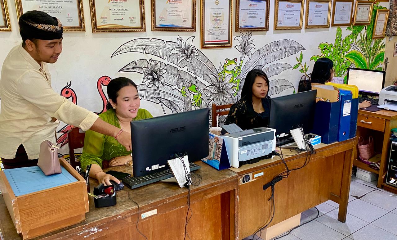 Pemkot Denpasar Resmi Berlakukan Perubahan Jam Kerja.