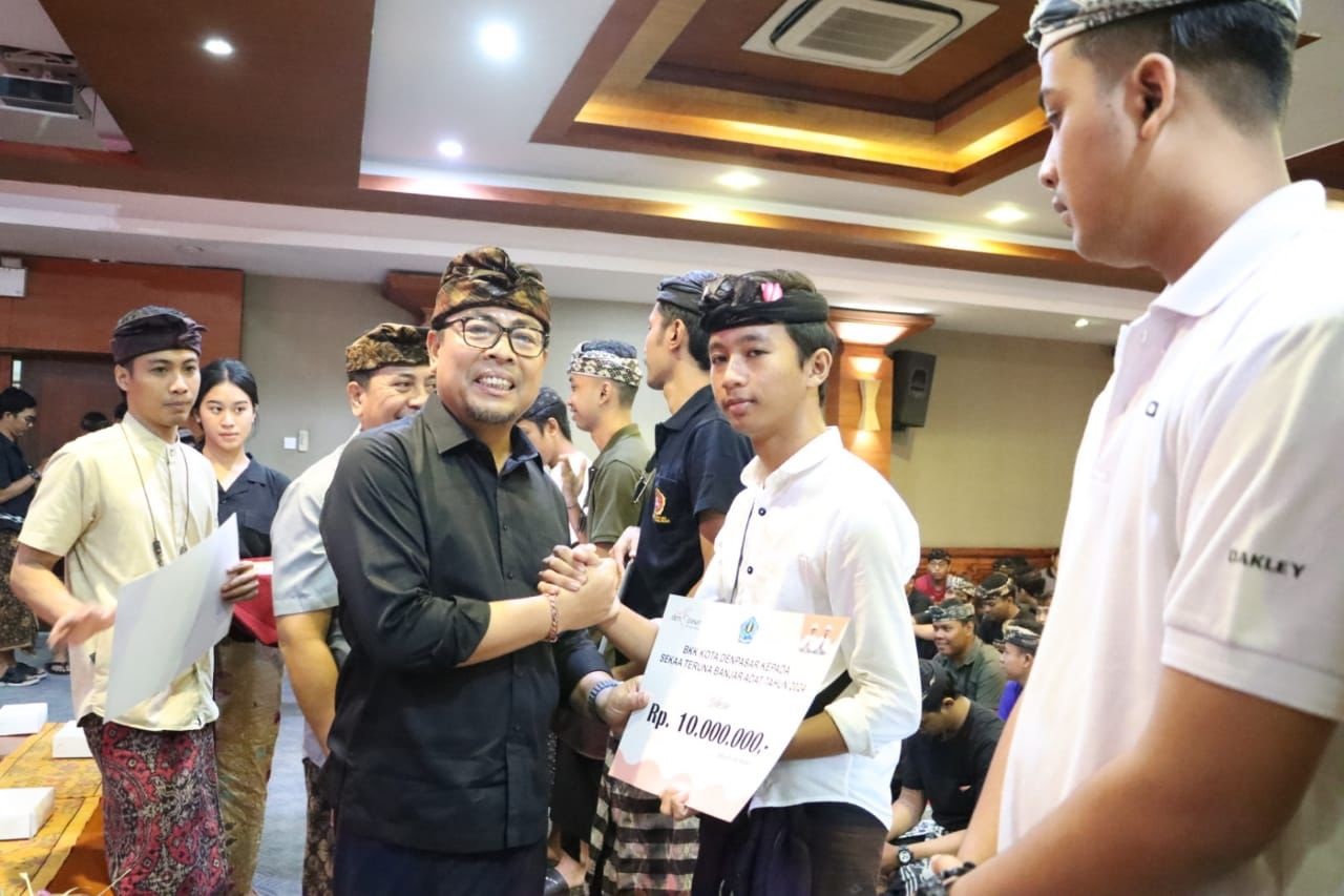 160 Ogoh-Ogoh Denpasar Siap Bersaing di Kesanga Fest Tahun 2024, Wawali Arya Wibawa Serahkan BKK Kepada Sekaa Teruna