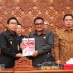 Pembukaan Sidang Paripurna DPRD Kota Denpasar, Wawali Arya Wibawa Sampaikan Usulan 3 Ranperda.