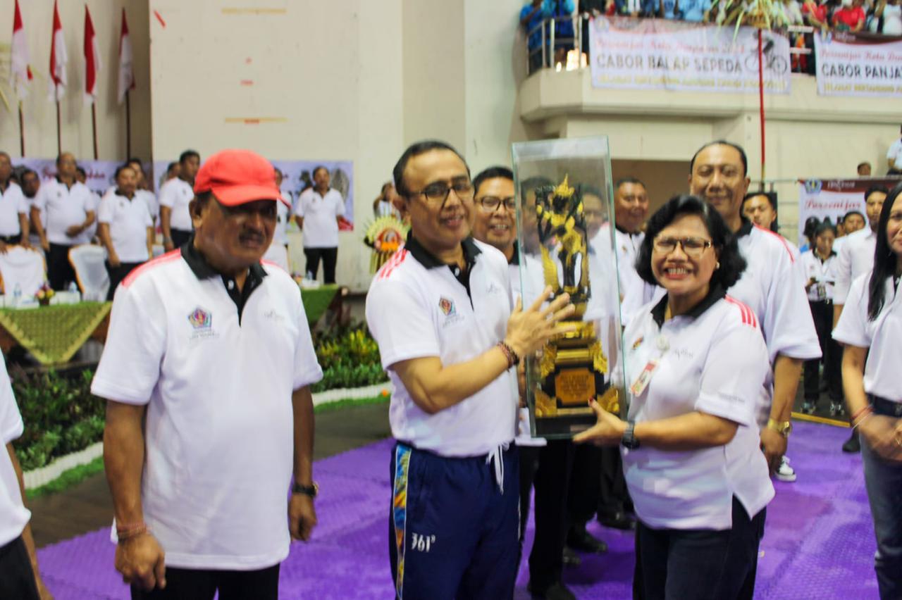 Buka Porsenijar Kota Denpasar Tahun 2024, Walikota Jaya Negara :  Jadi Wahana Pembibitan Atlet Dukung Peningkatan Prestasi.
