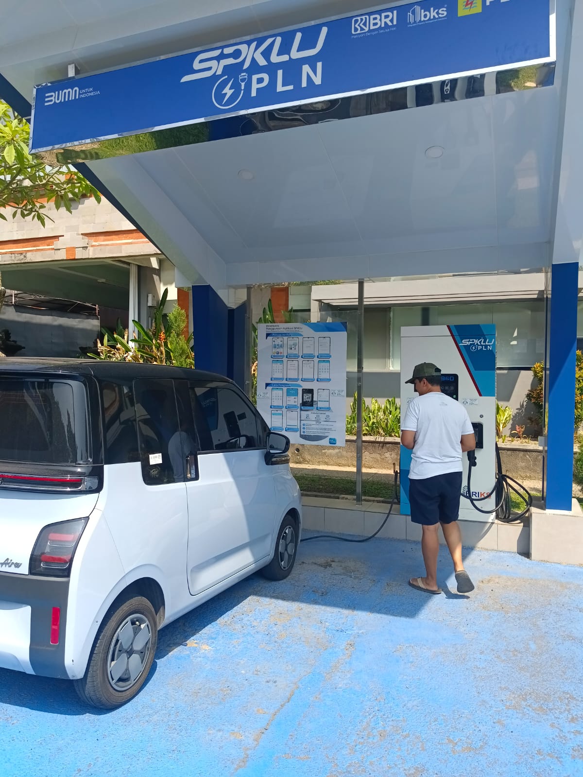 Keandalan Listrik Terjaga, PLN Selalu Siaga & Waspada Di Setiap Titik SPKLU Untuk Sambut Arus Balik