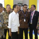 Dikunjungi Presiden Jokowi, Dirut PLN Paparkan Kesiapan Ekosistem Kendaraan Listrik di Booth PLN di PEVS 2024