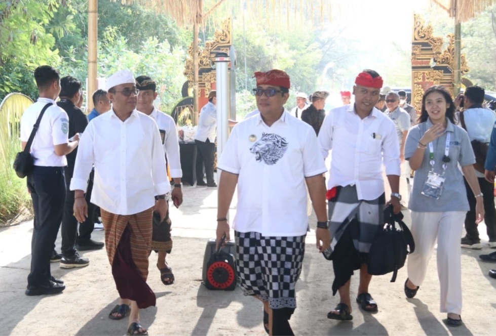 Bupati Tabanan Hadiri Upacara Segara Kerthi Bali Nice World Water Forum 2024