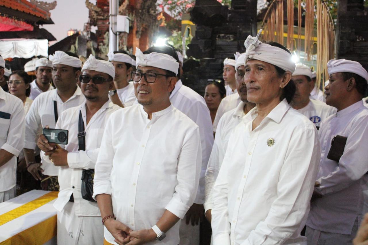 Wawali Arya Wibawa Buka Perayaan Rahina Suci Saraswati Mahawarga Bhujangga Waisnawa.