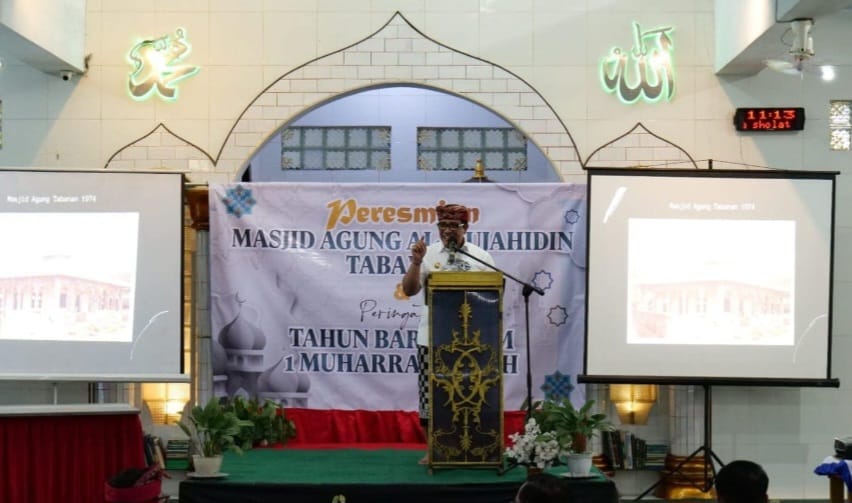 Bupati I Komang  Sanjaya  Resmikan Masjid Agung Al-Muhajidin Tabanan